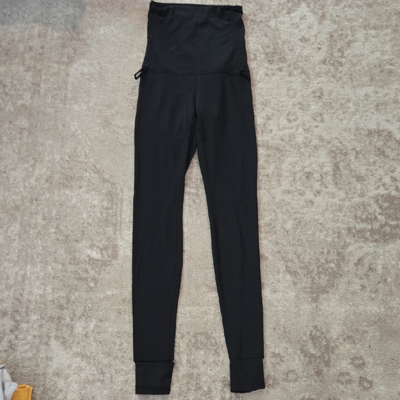 Lululemon Athletica Black Leggings Full Length Size 6 - Picture 1 of 7